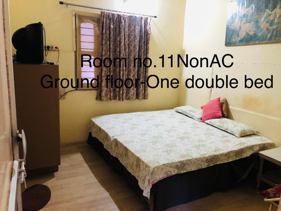 Rukmavati Guest House Mundra エクステリア 写真