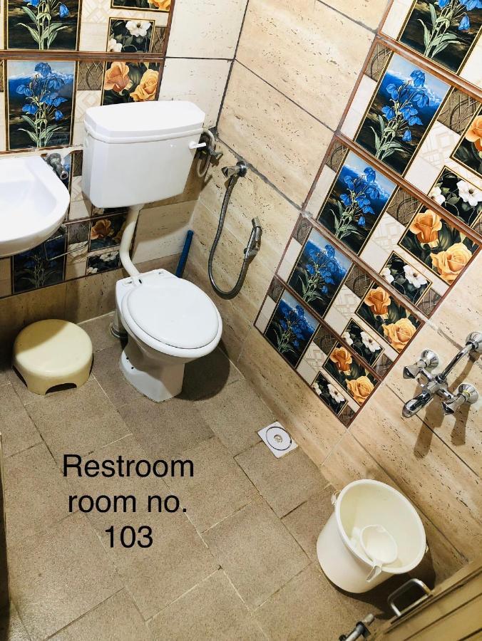 Rukmavati Guest House Mundra エクステリア 写真